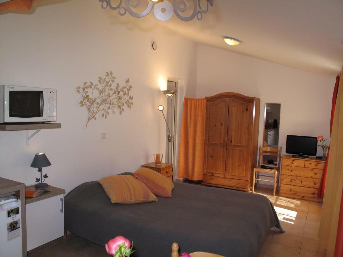 Residence Miro, Gites Avec Piscine Chauffee Et Tennis Les Arcs-sur-Argens Εξωτερικό φωτογραφία